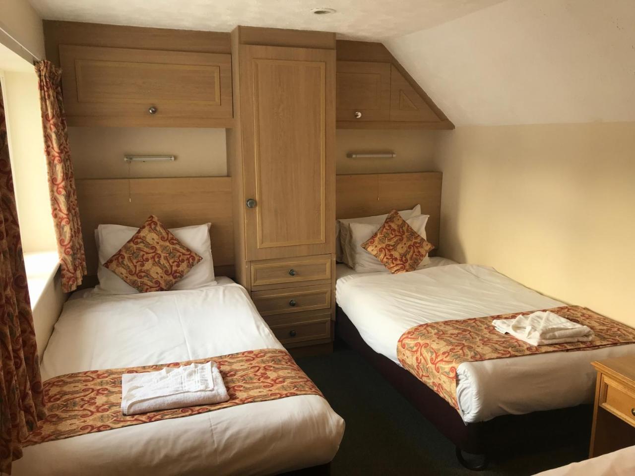Hotel Capital Борнмут Экстерьер фото